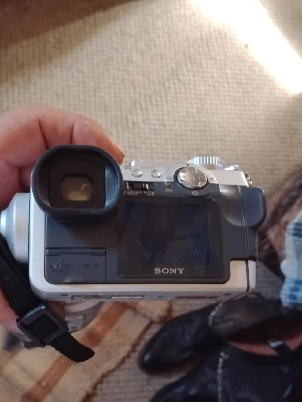 Sony Silver and Black Handheld Digital Still Camera with Carl Zuess VarioSonner